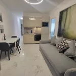 Apartmán New 2 Bedrooms Gold Flat At Canteras With Balcony And Free Parking Las Palmas de Gran Canaria