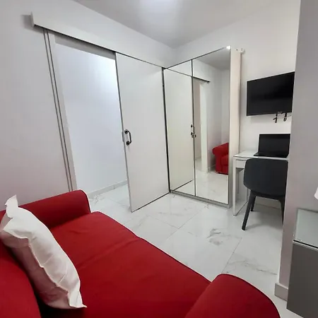 New 2 Bedrooms Gold Flat At Canteras With Balcony And Free Parking Appartamento *