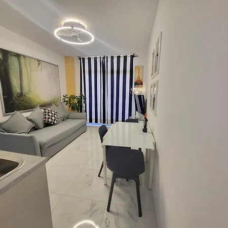New 2 Bedrooms Gold Flat At Canteras With Balcony And Free Parking Apartment Las Palmas de Gran Canaria