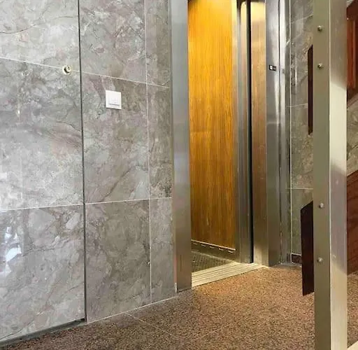 New 2 Bedrooms Gold Flat At Canteras With Balcony And Free Parking 라스팔마스