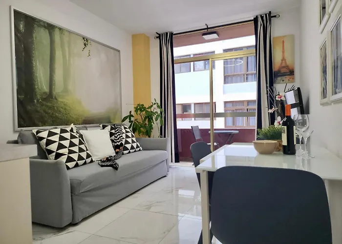 New 2 Bedrooms Gold Flat At Canteras With Balcony And Free Parking * Las Palmas de Gran Canaria