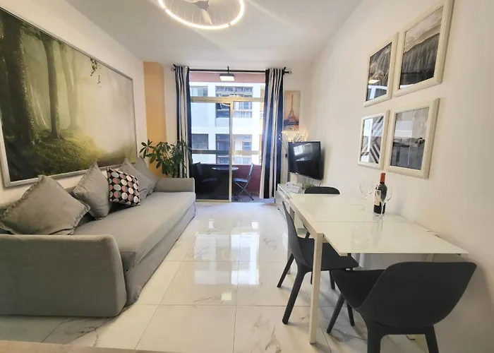 아파트 New 2 Bedrooms Gold Flat At Canteras With Balcony And Free Parking 라스팔마스