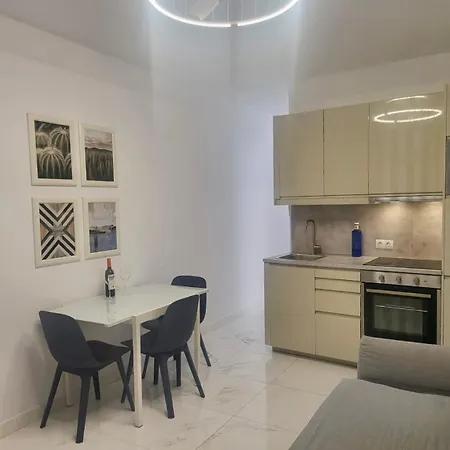 New 2 Bedrooms Gold Flat At Canteras With Balcony And Free Parking Apartamento
