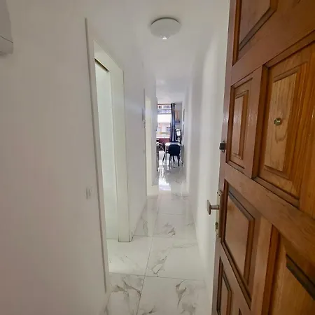 Apartamento New 2 Bedrooms Gold Flat At Canteras With Balcony And Free Parking