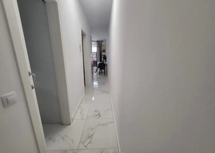 New 2 Bedrooms Gold Flat At Canteras With Balcony And Free Parking *