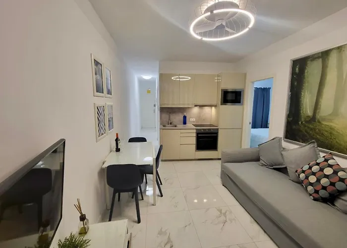 New 2 Bedrooms Gold Flat At Canteras With Balcony And Free Parking * Las Palmas de Gran Canaria